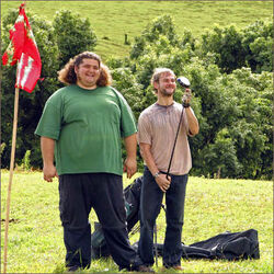 1x09-g5-4-Hurley-Charlie