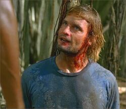 1x08-g9-2-Sawyer.jpg