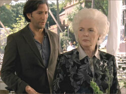 6x11-g6-4-Desmond-Eloise.jpg