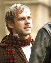 1x07-fb1-4-Charlie.jpg