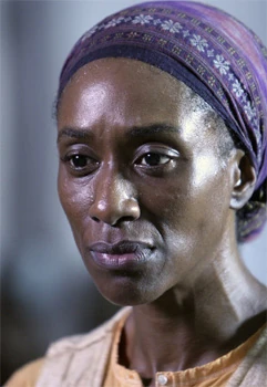 ביאטריס "בי" קלו