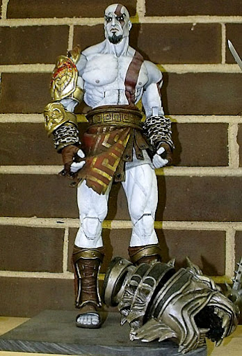 Neca God of War 2 Kratos Golden Fleece Armor Medusa Head 7 Game Action  Figure