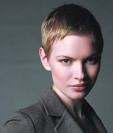 Christine Horne Lost Girl Wiki Fandom Latest