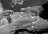 Glitter5.jpg (68 KB)