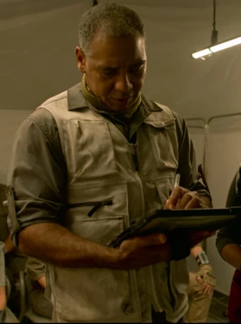 Dr. Luna | Lost in Space Wiki | Fandom