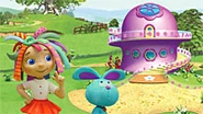 Another image of the Everything's Rosie pilot, except Rosie and Raggles are further away from the playhouse and Bluebird isn't in the image