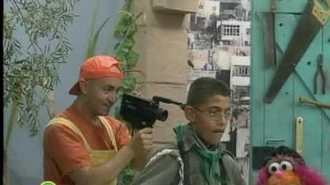 Shara'a_Simsim-_Show_Open