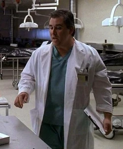 Steven Labrash como el .