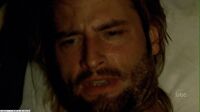 Sawyer ouvindo os sussurros.