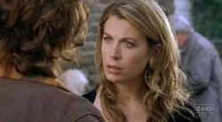 Penny se enfrenta a su inesperada ruptura con Desmond