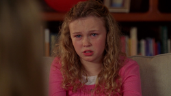 S5-finale-young-Juliet-Rachel