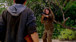 Danielle hält  in Schach