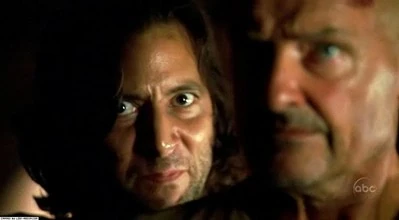 Desmond parla con Locke nel Cigno