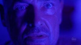 2x17Locke