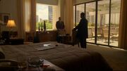 1x05hotelroom