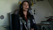 Karen Decker no cockpit.