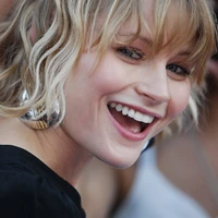 Emilie De Ravin Lostpedia Fandom Emilie de ravin as tess (dvd).