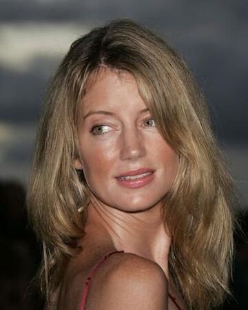 Cynthia Watros Lostpedia Fandom #cynthia watros #actress #birthday #celebrity #gorgeous #stunning #hot celebs #hottie. cynthia watros lostpedia fandom