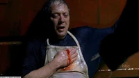 Frank sendo baleado por Sawyer.