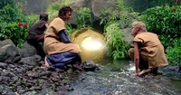 La Madre mostra a Jacob e all'Uomo in Nero il Cuore dell'Isola