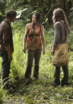 Alex convinces  and  to help her