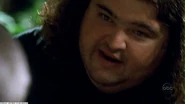 Rai3.jpg (14 KB) Hurley mówiący Jackowi, że Ethana nie było na samolocie