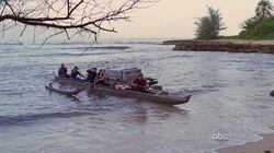 Groupe d'Ilana en pirogue