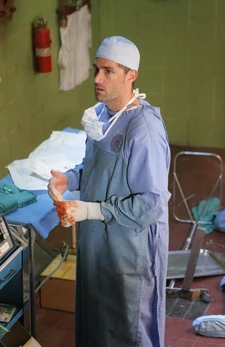 Jack在的手术中间要挟。