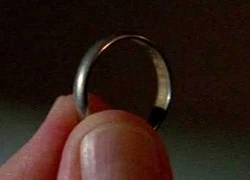  shows   wedding ring