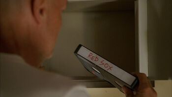 4x06 RedSoxTape