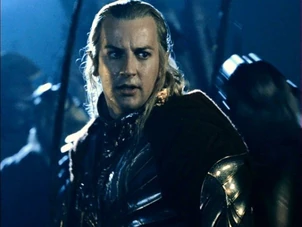 Крейг Паркер в роли Халдира