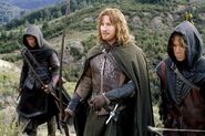 Straznicy ithilien(2).jpg (44 KB) Faramir na czele Strażników