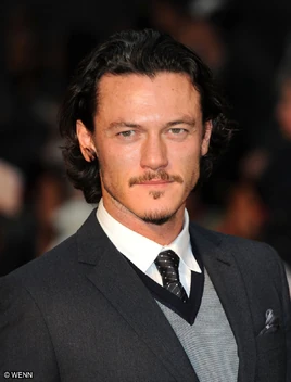 Luke-Evans2