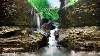 Tajemne przejście u ujścia strumienia Ringwil do rzeki Narog