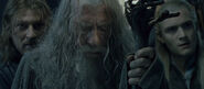 Gandalf mit Boromir und Legolas: Ein Balrog!