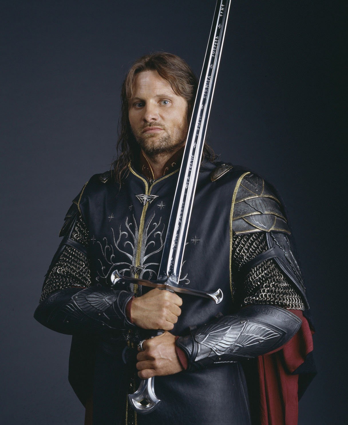 aragorn broken sword