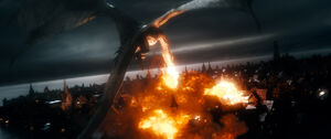 Smaug destroying Lake-town