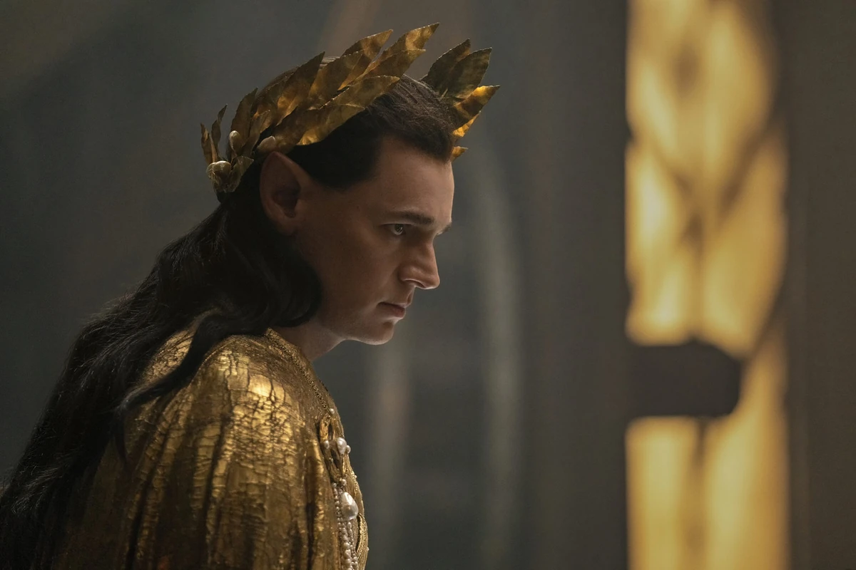 Король гил галад. Галады. Сильмариллион гил гэлад. Галадриэль властелин колец 2022. Гил-галад властелин колец.