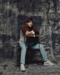 Louis Tomlinson Unveils 'Walls' Album Track List
