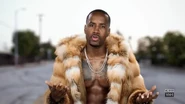 Safaree's green screen look in LHHH season 3.