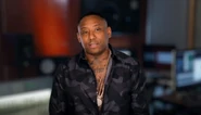 Maino's green screen look in LHHNY season 9.