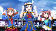 044 Happy Party Train