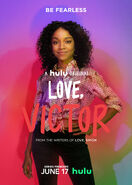 Love, Victor-T1 - Póster Mia