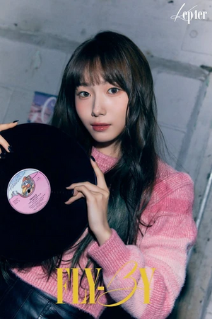 Youngeun | Love Talk Wiki | Fandom