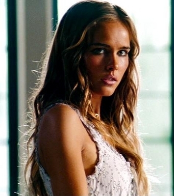 isabel lucas transformers revenge of the fallen