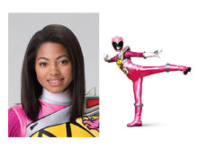 Shelby-la-Power-Ranger-rose.jpg