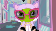 Felina Meow outfit, Littlest Pet Street - Part 2