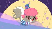 Pepper's First Clown outfit for the Fashion show to save Littlest Pet Shop Blythe's Big Adventure Part One