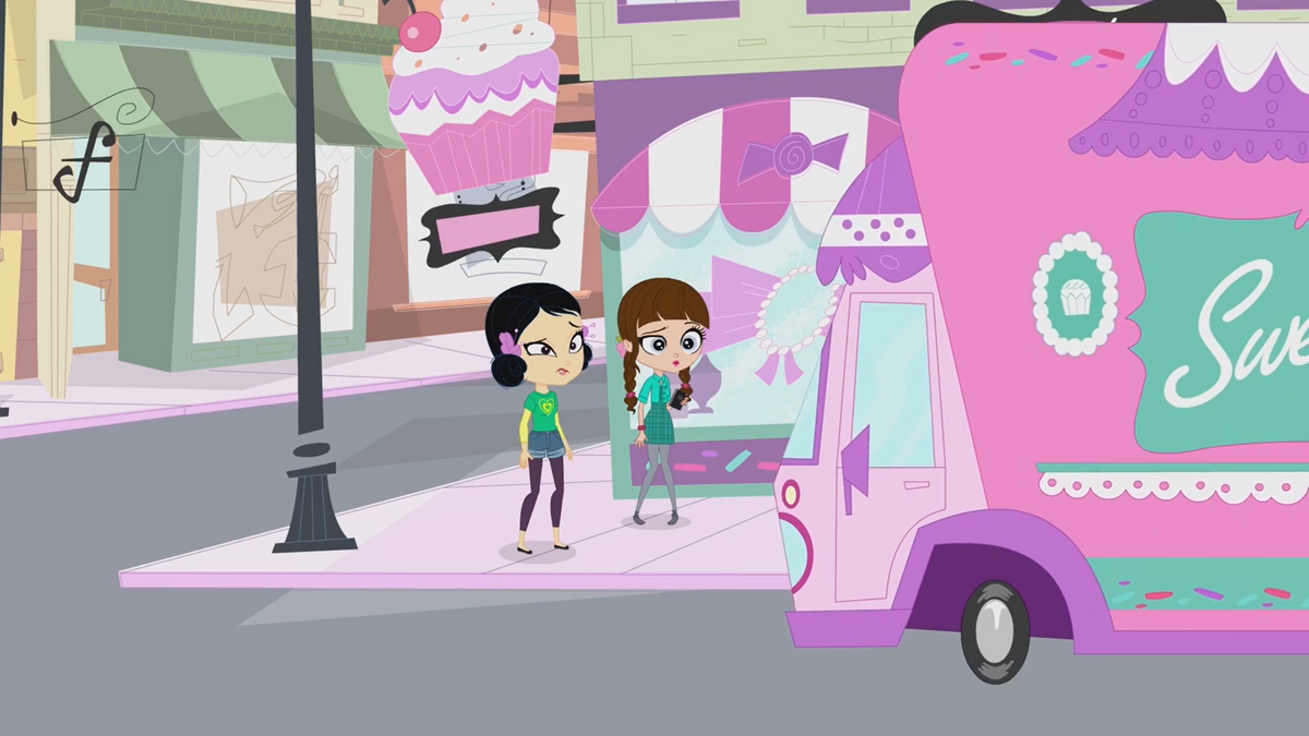 Littlest pet shop sweet truck top ride