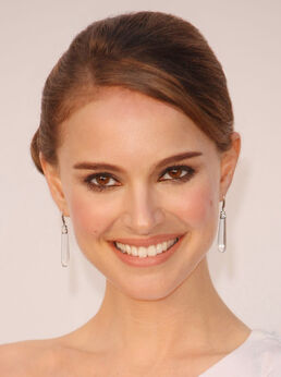 Natalie-Portman-pictures-photos-movies-hairstlye-pics (1)